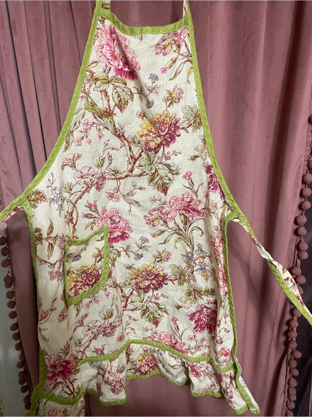 Williams Sonoma Floral Ruffled Apron with Green Trim